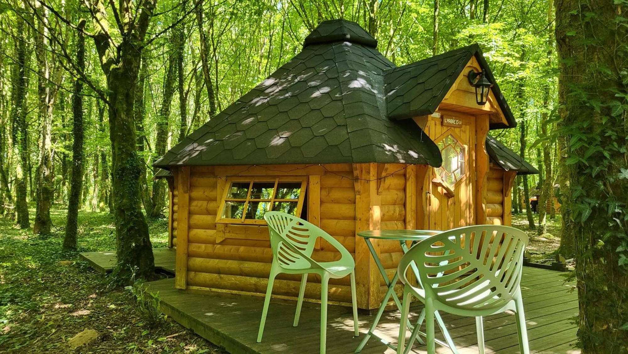 Le Domaine Insolite De Broceliande Paimpont Eksteriør billede