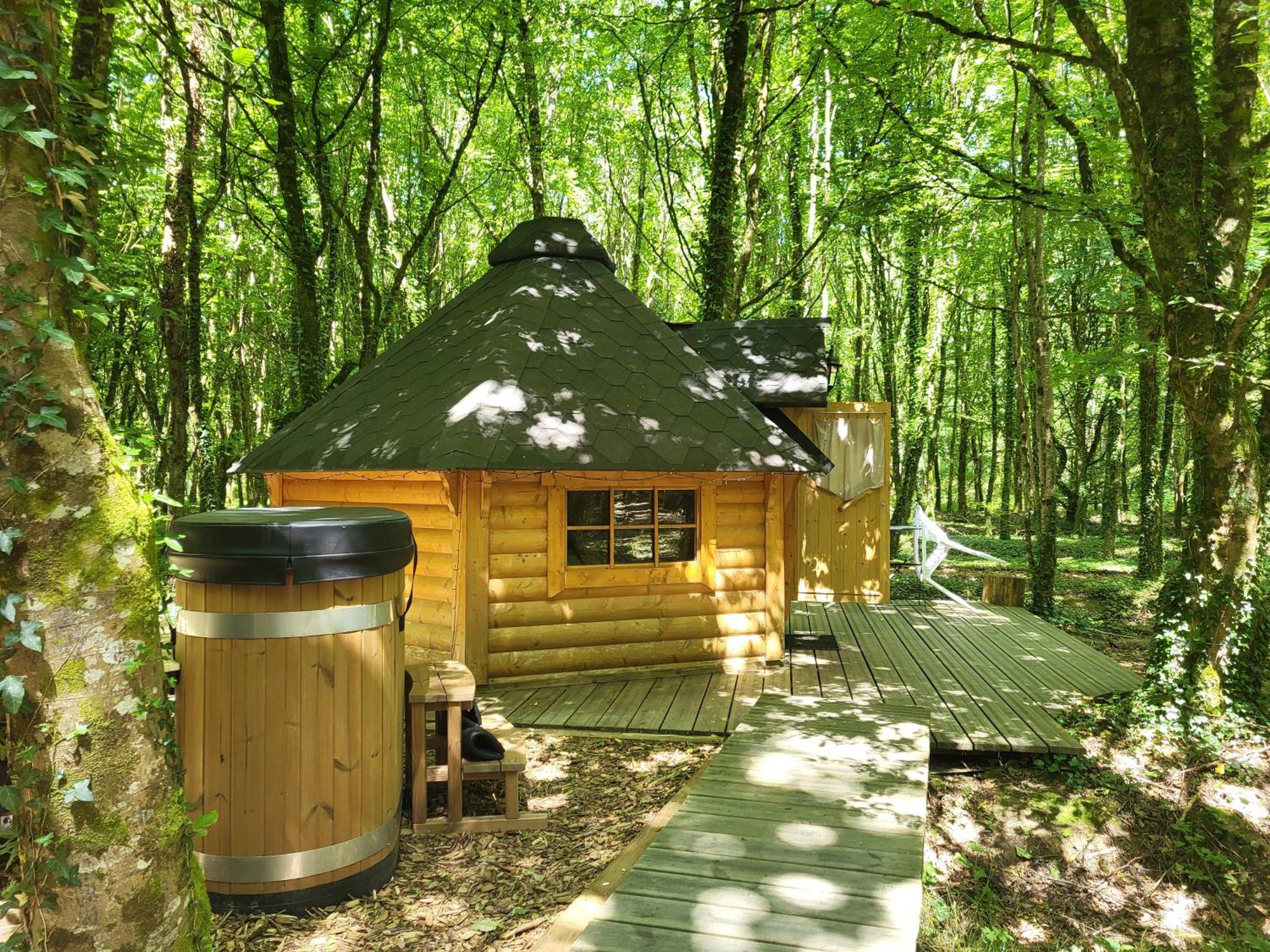 Le Domaine Insolite De Broceliande Paimpont Eksteriør billede