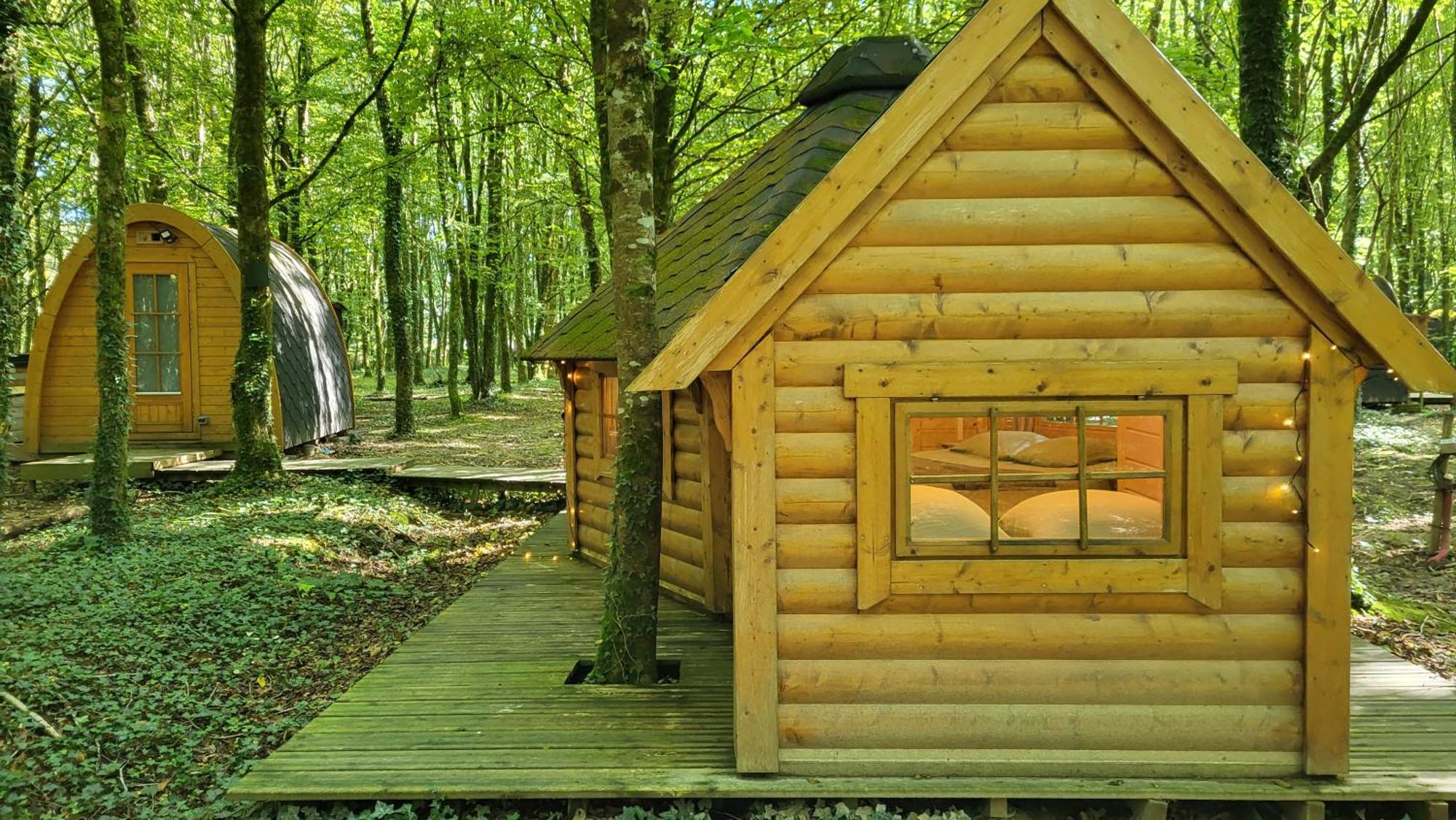 Le Domaine Insolite De Broceliande Paimpont Eksteriør billede