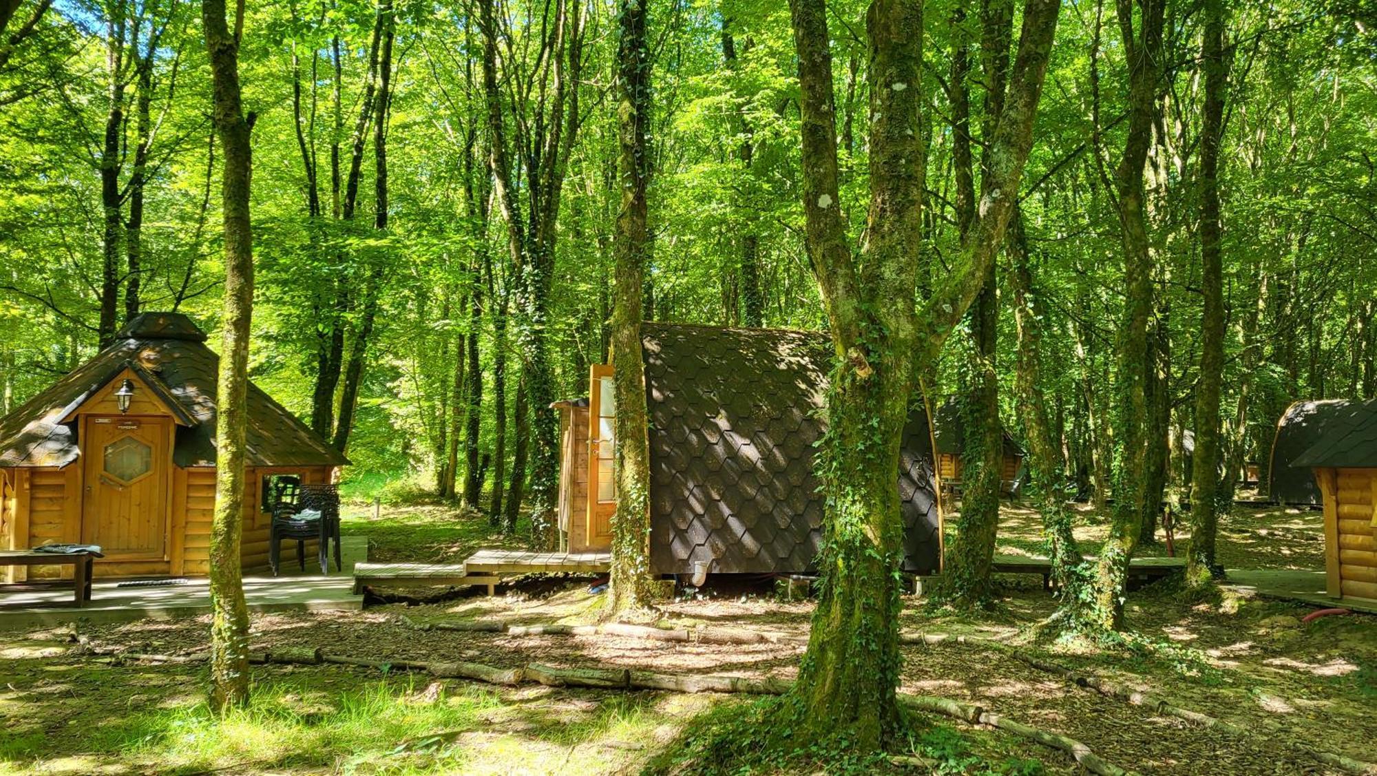Le Domaine Insolite De Broceliande Paimpont Eksteriør billede